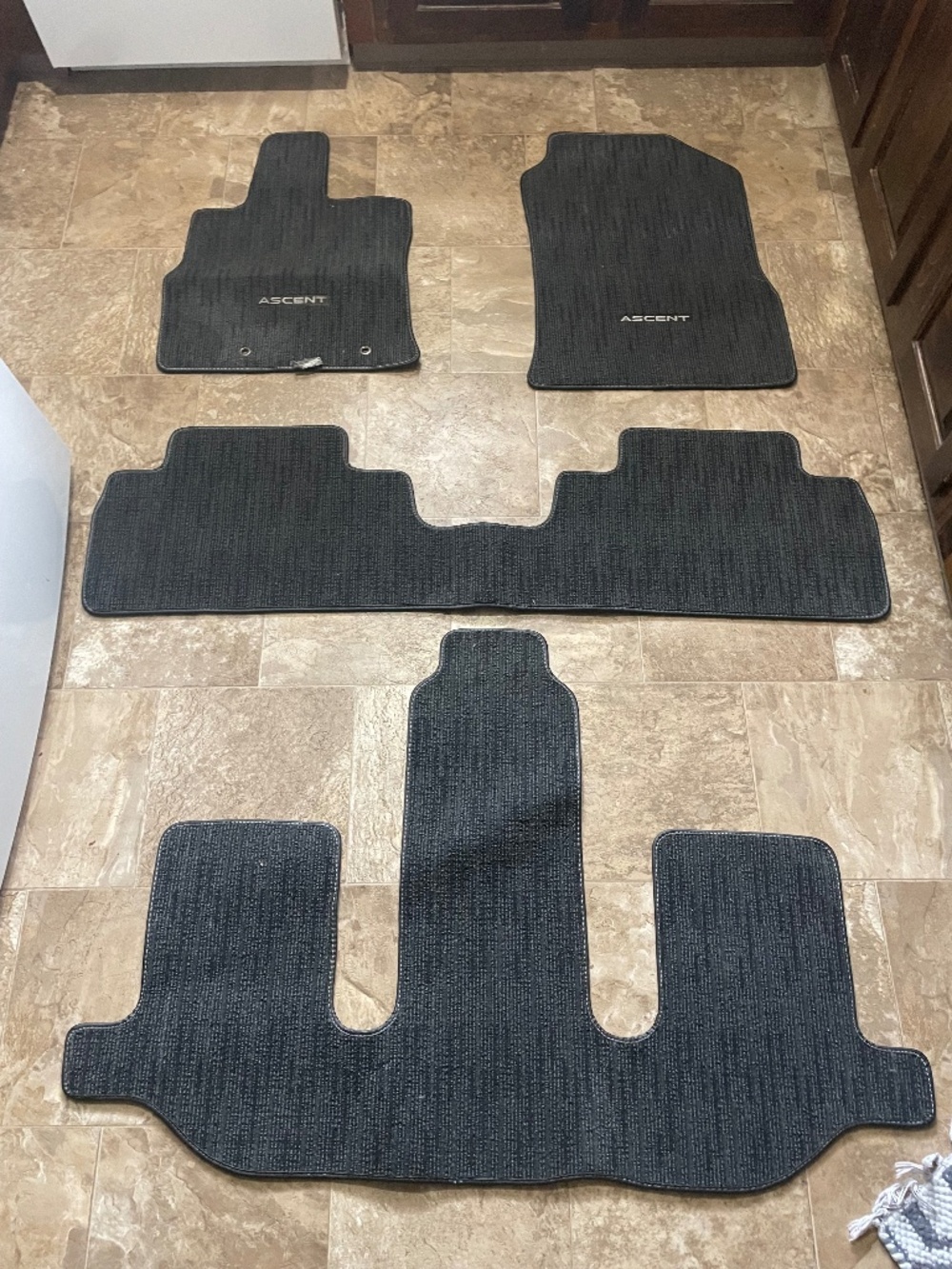 2019-2021 SUBARU ASCENT FLOOR MAT CARPET SET OEM LOT680